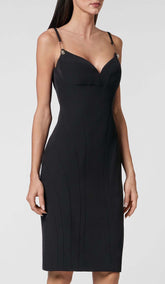 Robe mi-longue à bretelles et bandage en noir